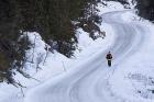 lodowy-asfalt-o-dlugosci-10-km-sprowadzal-prawie-bezpiecznie-w-dol-doliny